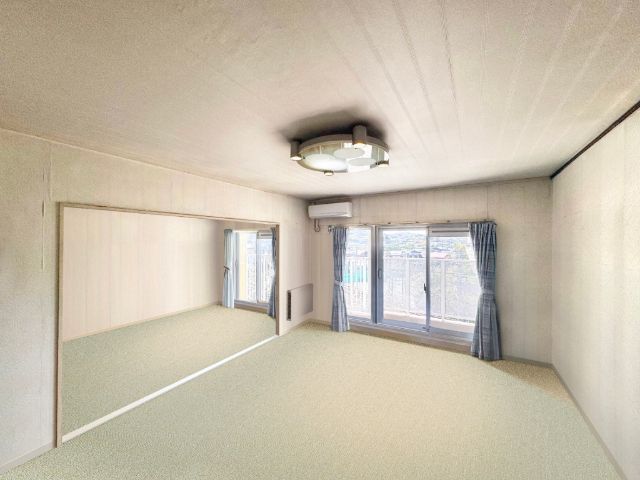 3LDK Apartment Near Horinouchi Station in Yokosuka - Thumbnail 3