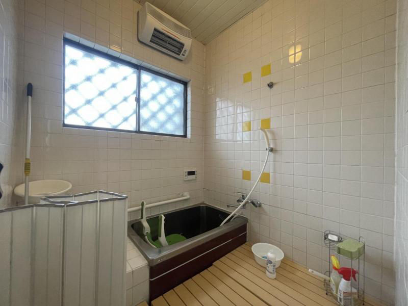 4LDK Corner House in Kamagaya, Chiba - Thumbnail 3