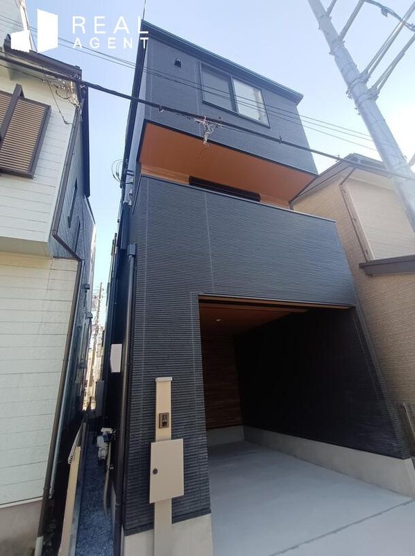 New 3LDK House with Rooftop Balcony in Yokohama Nishi Ward - Thumbnail 2