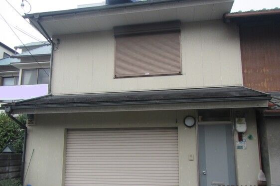 Traditional Wooden House for Sale with Rental Potential in Yao, Osaka - Thumbnail 2