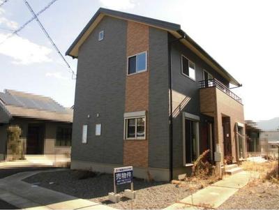 4SLDK Modern House in Yatsushiro - 119.23㎡ with Parking — Image 1, Yatsushiro, Kumamoto