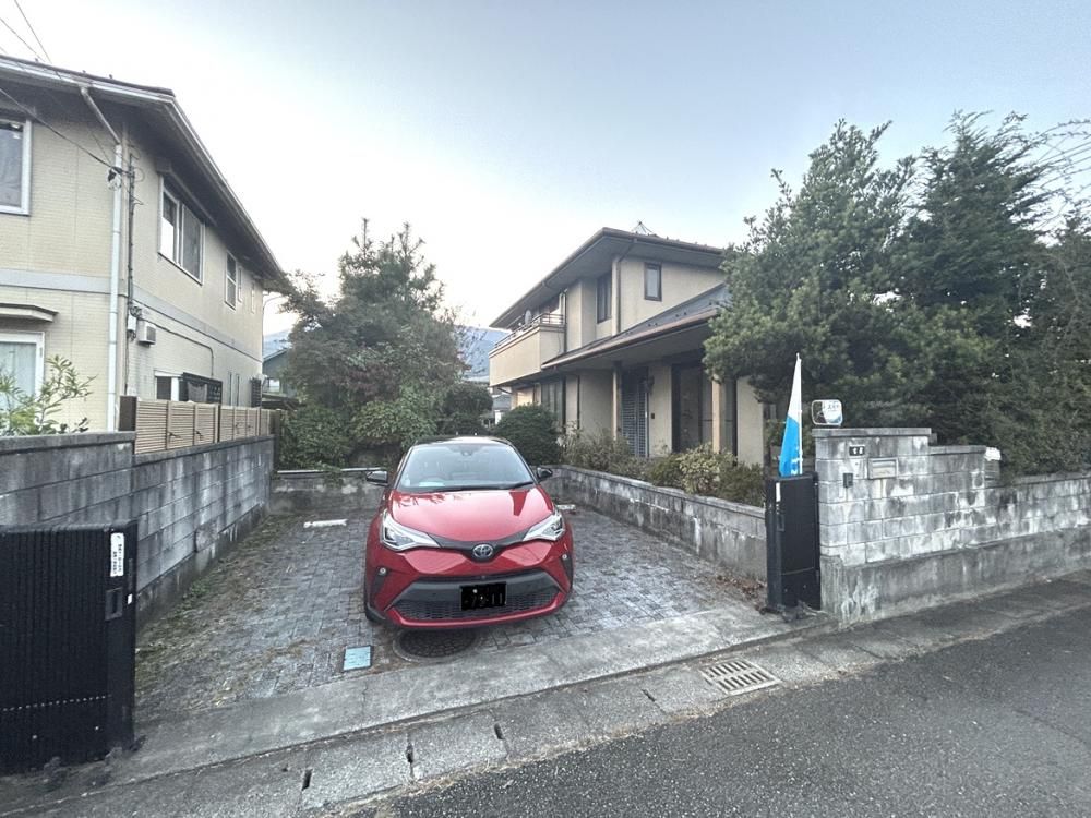 4LDK Detached House for Sale in Minami-Alps City, Yamanashi - Image 1