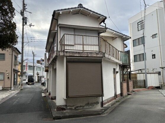 Central Yawatahama House for Sale - 6K, 141.46 sqm - Thumbnail 3