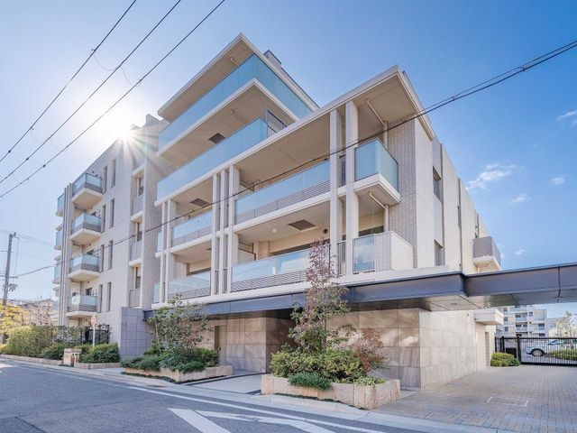 3LDK Apartment for Sale in Ashiya, Hyogo - PROUD Ashiya Nishikura-cho - Thumbnail 2