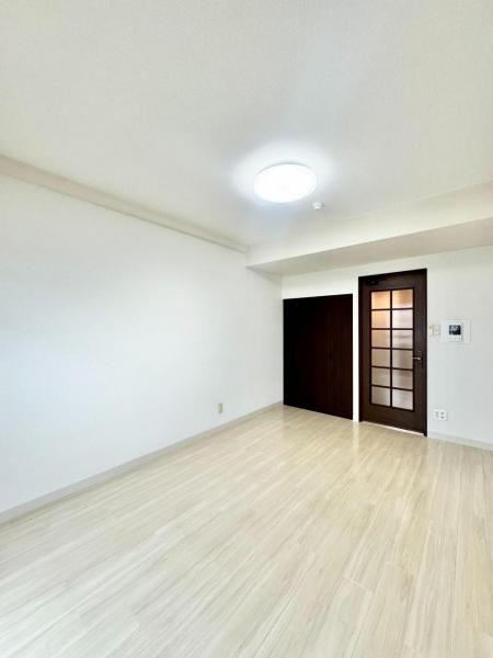1K Apartment for Sale in Kanazawa, 5 Min Walk to Nishiizumi Station - Thumbnail 4