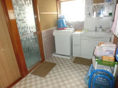 Spacious 8DK House Near Inakujira Bus Stop, Sado City — Image 3, Sado, Niigata