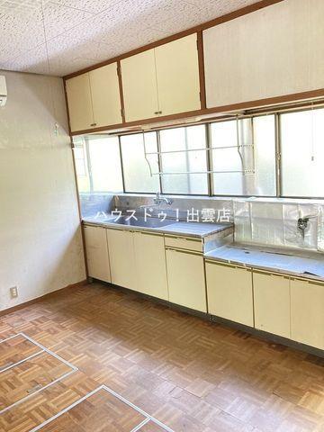 5DK House for Sale in Izumo City, Shimane Prefecture — Image 1, Izumo, Shimane