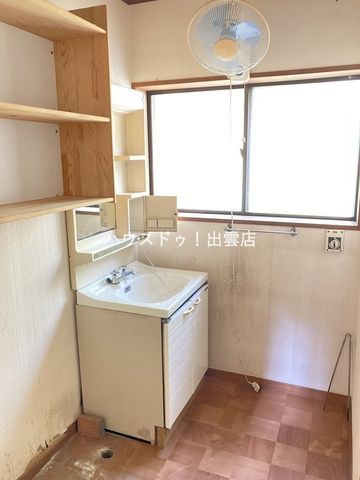 5DK House for Sale in Izumo City, Shimane Prefecture - Thumbnail 3