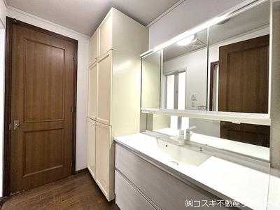 5LDK House in Kushishi with Hot Spring Rights — Image 4, Koshi, Kumamoto