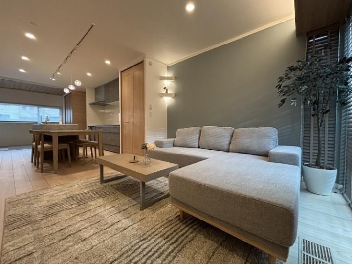 Sekisui Heim Smart Home in Aomori with Solar & Battery - Thumbnail 4