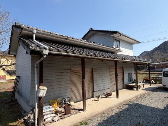 5DK House with Farmland for Sale in Mihara, Hiroshima - Thumbnail 2