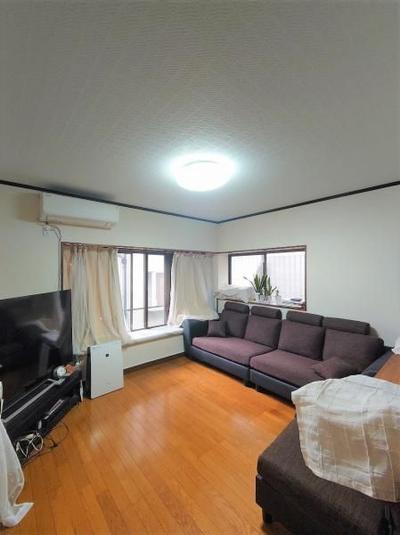 5LDK House in Narashino with Parking Space — Image 3, Narashino, Chiba