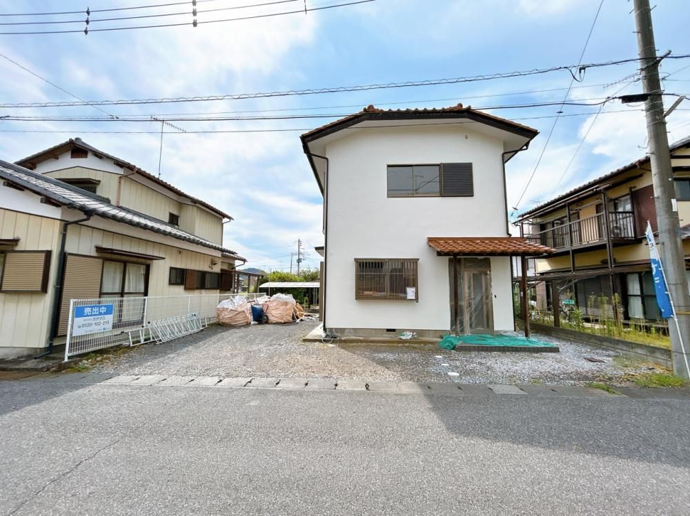 Renovated 3LDK House for Sale in Ashikaga, Tochigi - Thumbnail 2