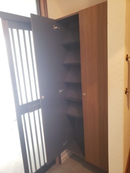 3LDK Detached House for Sale in Neyagawa City, Osaka - Thumbnail 3