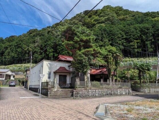 1933 Historic Wooden House for Sale in Oyama, Shizuoka - Thumbnail 2
