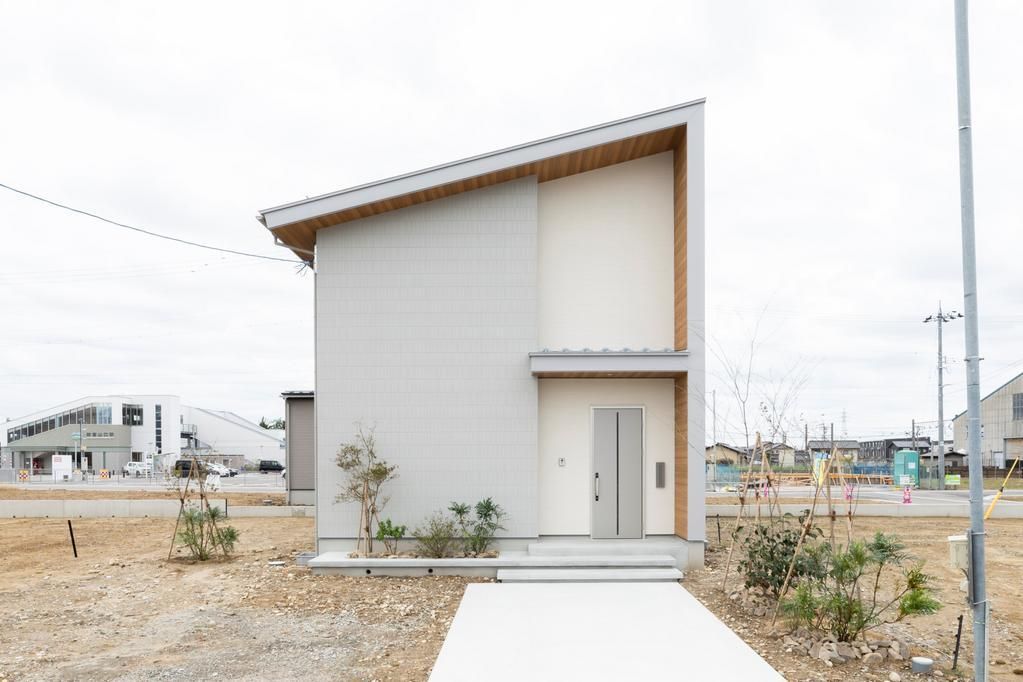 Walk Hills New Toyama D26 Model House with Hotel-Style Interior - Thumbnail 4