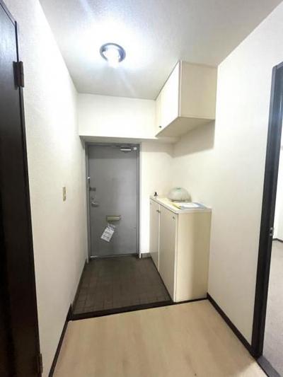 2SLDK Apartment in Matsudo with Balcony — Image 2, Matsudo, Chiba