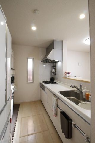 4LDK House for Sale in Hiratsuka, Kanagawa - 97.2m² - Thumbnail 4
