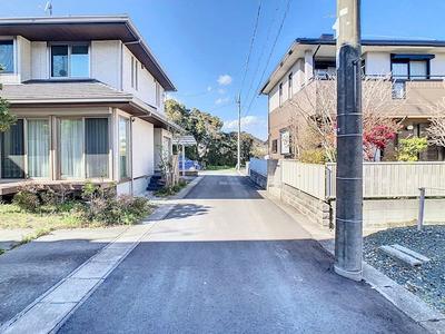 [Homes] Used detached house located 12 minutes walk from Shinjohara Station on the JR Tokaido Main Line (Kosai City) (Property number: 0115509-0000927) — Image 3, Kosai, Shizuoka