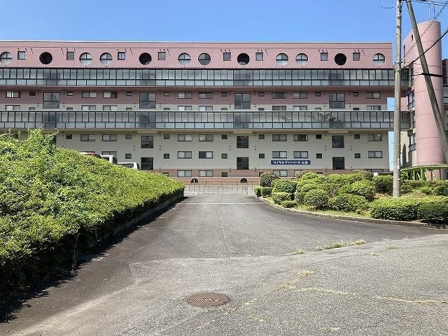 1LDK Resort Condo with Mount Daisen Views in Tottori - Thumbnail 2
