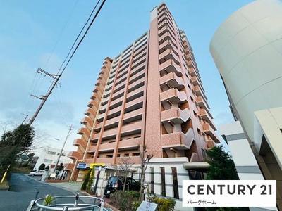 Spacious Family House with Modern Amenities Near Mount Fuji — Apartment, Ritto, Shiga