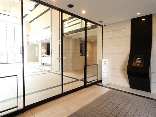 Presence Legend Lake Biwa 2LDK Condo for Sale in Otsu - Thumbnail 4