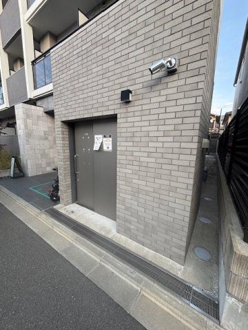 Modern 1K Apartment Near Enmachi Station, Kyoto - Thumbnail 2