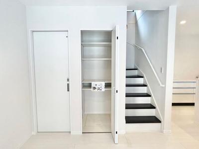 Modern 3LDK House Near Ube-Shinkawa Station — Image 4, Ube, Yamaguchi