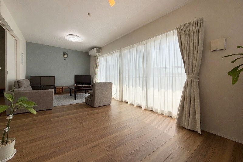 4LDK Apartment in Livio Akebono Central Emisia, Oita City - Thumbnail 2