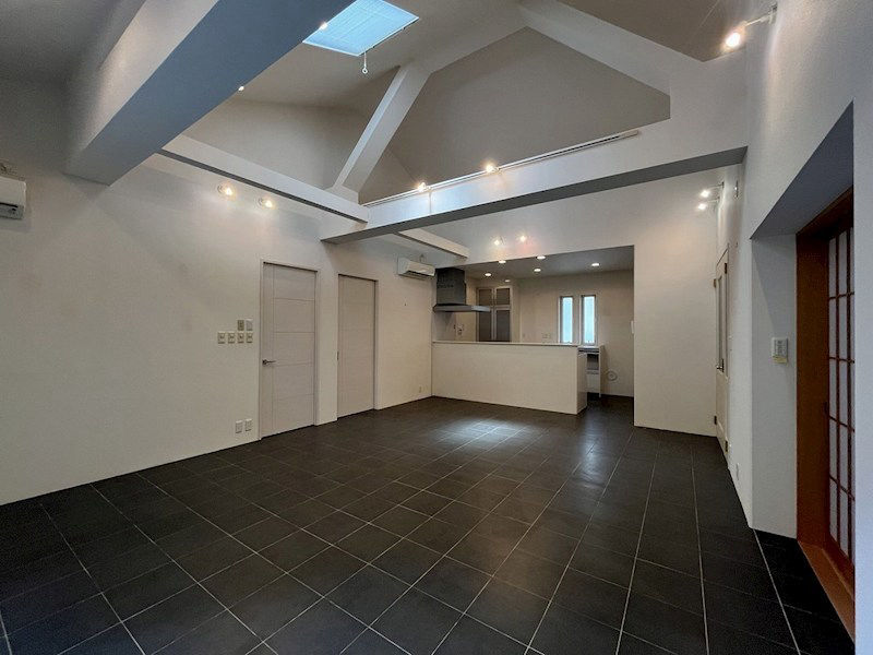 2LDK Single-Story House near Minami-Kokura Station - Thumbnail 4