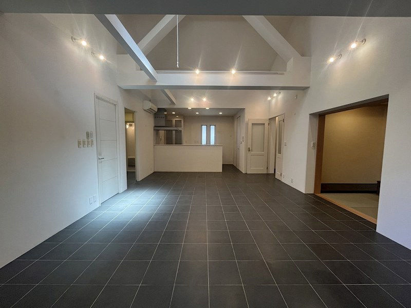 2LDK Single-Story House near Minami-Kokura Station - Thumbnail 3