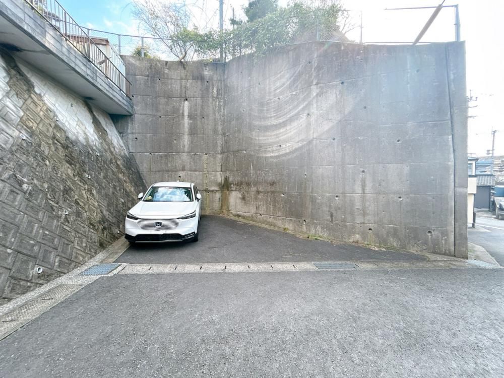 4LDK House in Nagayo with Parking for 2 Cars - Thumbnail 2