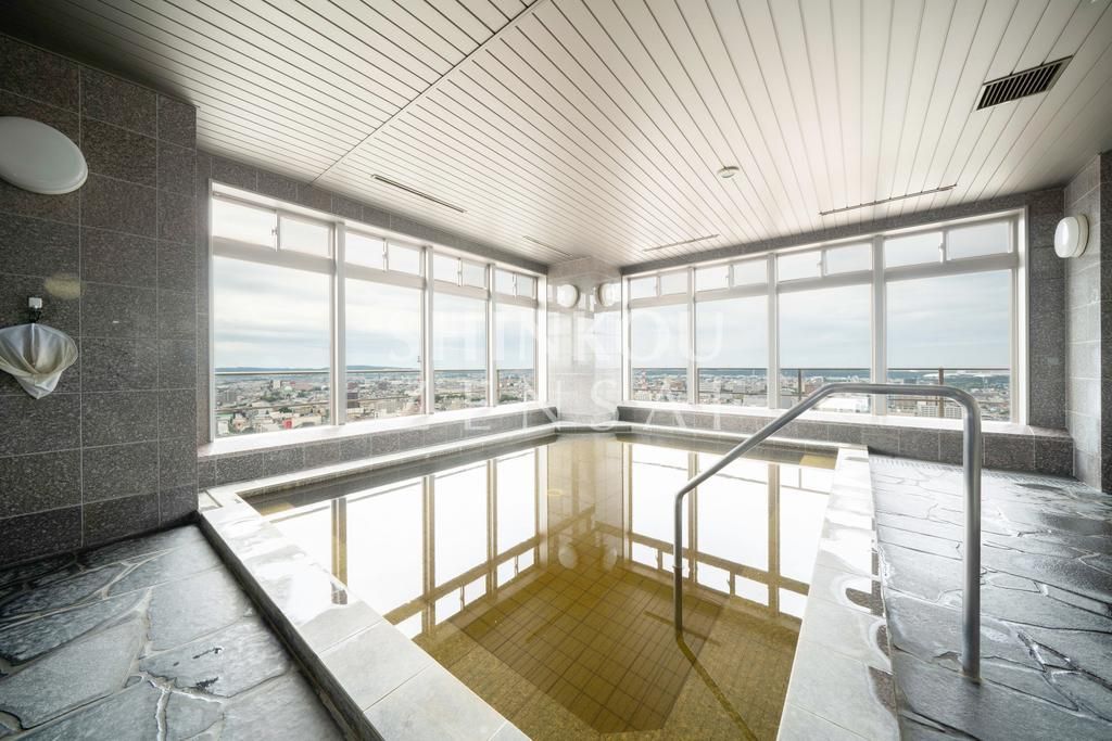 4LDK Apartment for Sale in Akita City, 21st Floor - Thumbnail 2