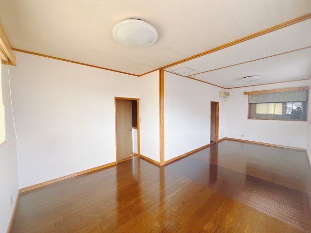 Spacious 4LDK House in Takasaki with Renovation Pack - Thumbnail 4