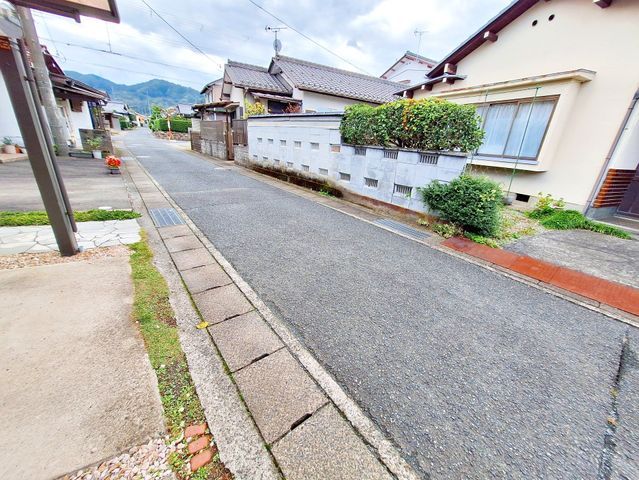 Land for Sale in Maizuru, Kyoto - 240.34 sqm Plot Near Schools - Thumbnail 4