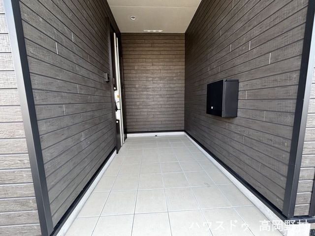 New 4LDK House for Sale in Takaoka City, Toyama Prefecture - Thumbnail 4