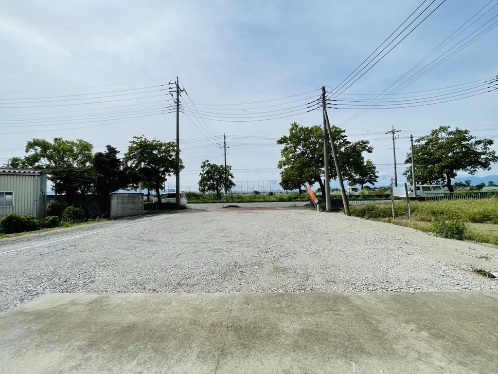 4SLDK House for Sale in Maebashi with 8 Parking Spaces - Thumbnail 2