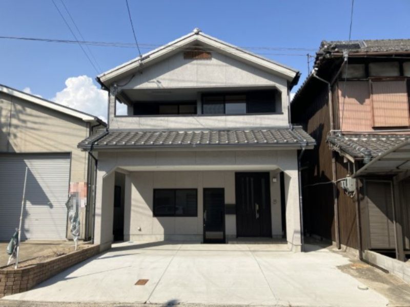 4LDK House for Sale in Himeji, Hyogo - 97.94 sqm - Thumbnail 2