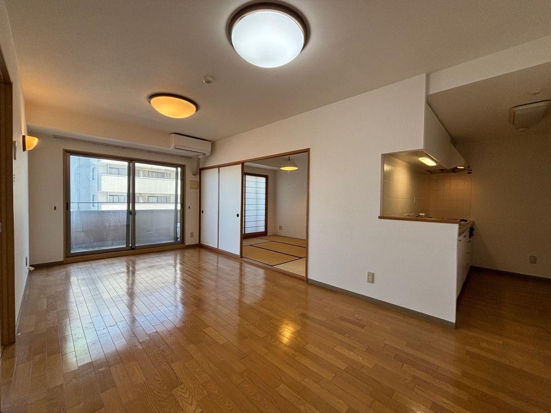 3LDK Apartment Near Kanazawa Station for Sale - Thumbnail 2