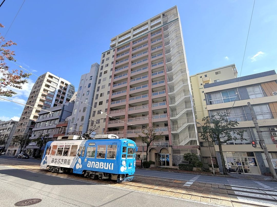 Sun Garden Megane Bridge 3LDK Apartment for Sale in Nagasaki - Thumbnail 2