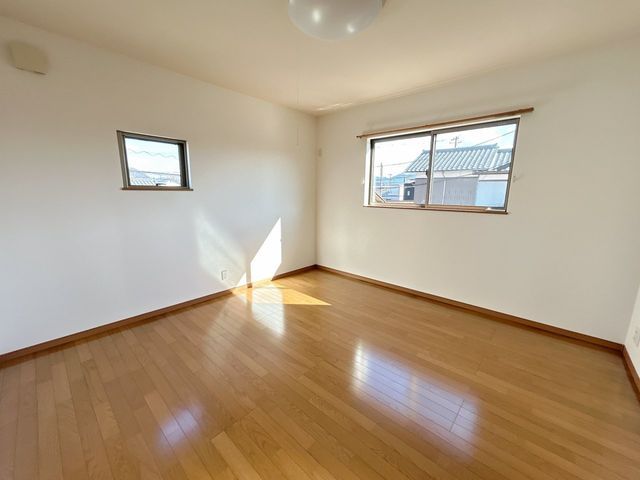 Renovated 3LDK House in Sabae City Near Sundome Nishi Station - Thumbnail 2