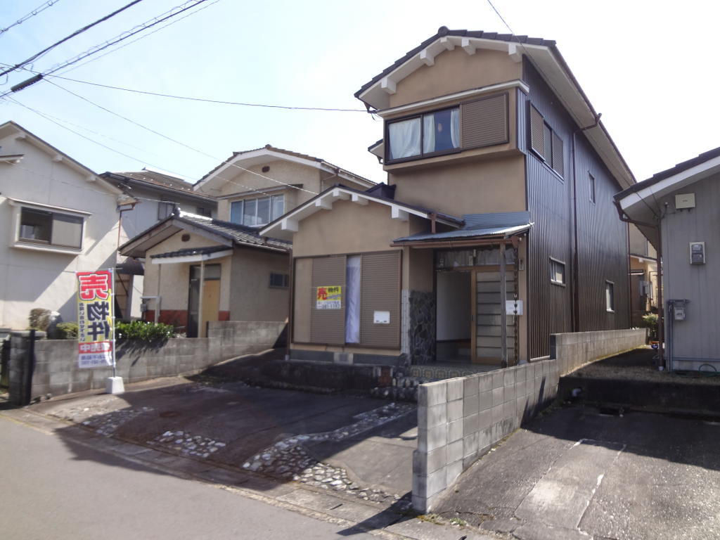 7DK House in Kyotanba - Spacious Layout Near JR Station - Thumbnail 4
