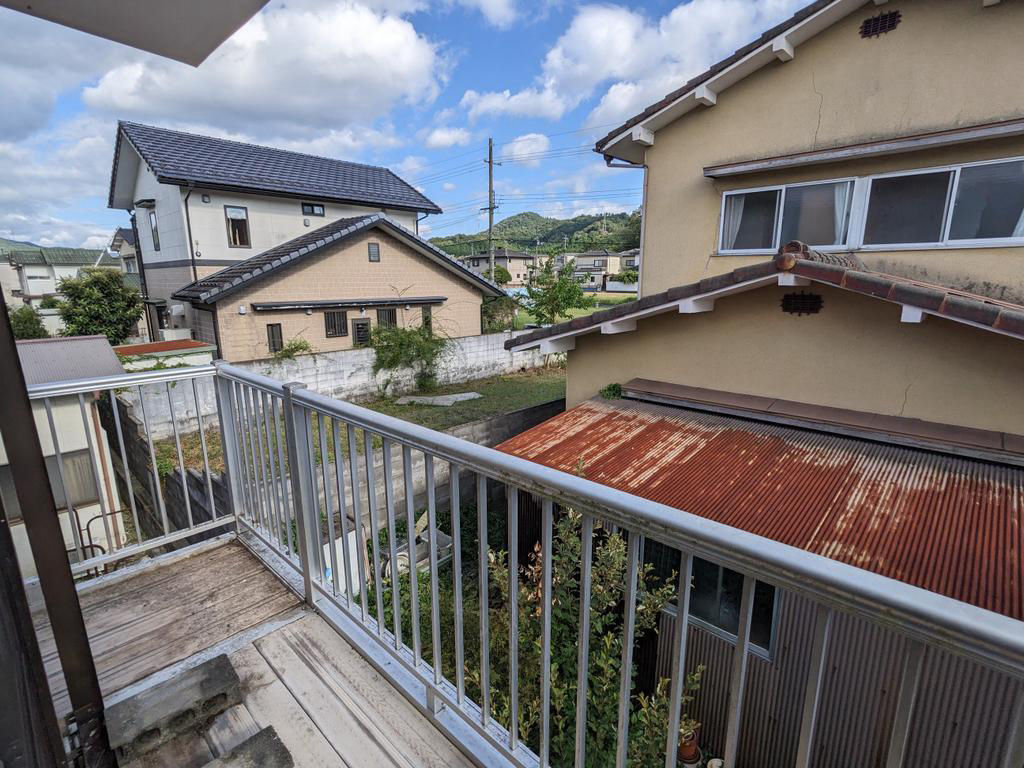 7DK House in Kyotanba - Spacious Layout Near JR Station - Thumbnail 3