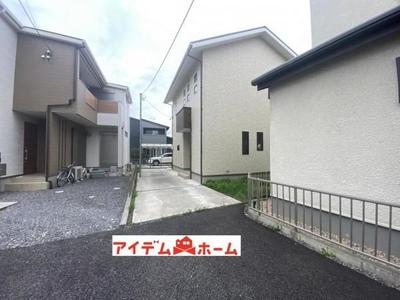 Spacious 3SLDK House in Anjo City with South-Facing Balcony — Image 1, Anjo, Aichi