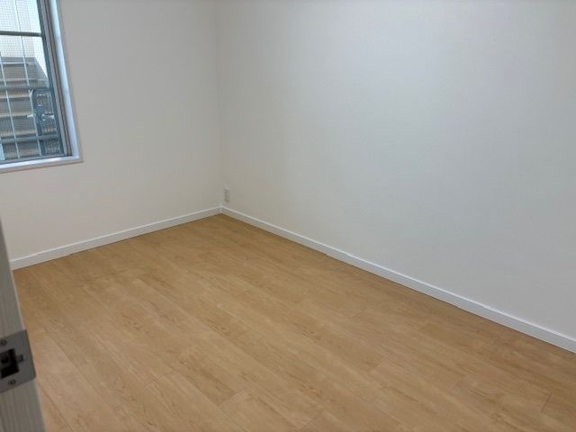 Cosmo Shiki White Court 306: Renovated 3LDK Apartment in Saitama - Thumbnail 4