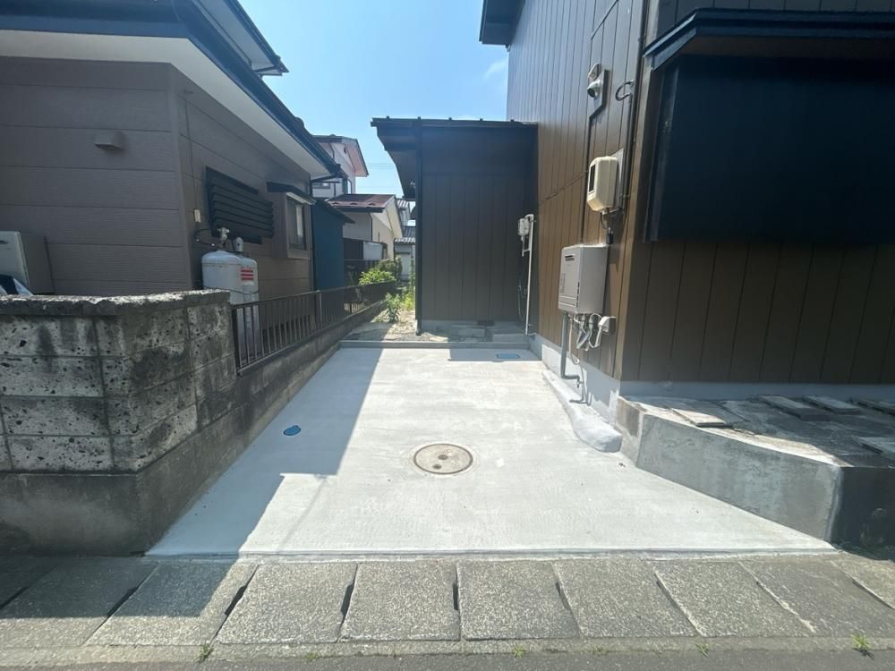 3SLDK Detached House for Sale in Saitama City - Thumbnail 2