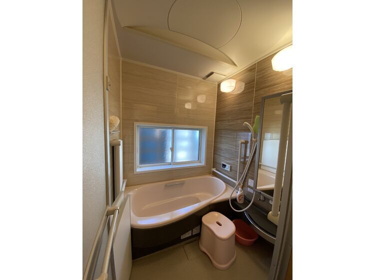 5DK House for Sale in Tateyama, Toyama with Garage - Thumbnail 2