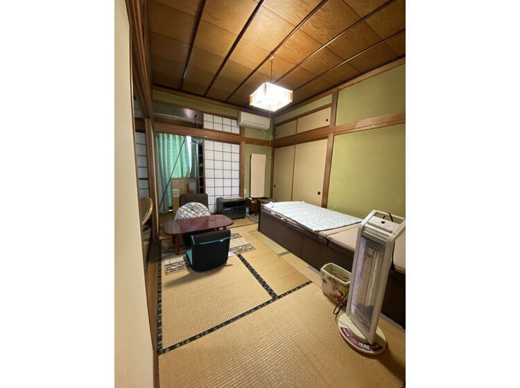 5DK House for Sale in Tateyama, Toyama with Garage - Thumbnail 3