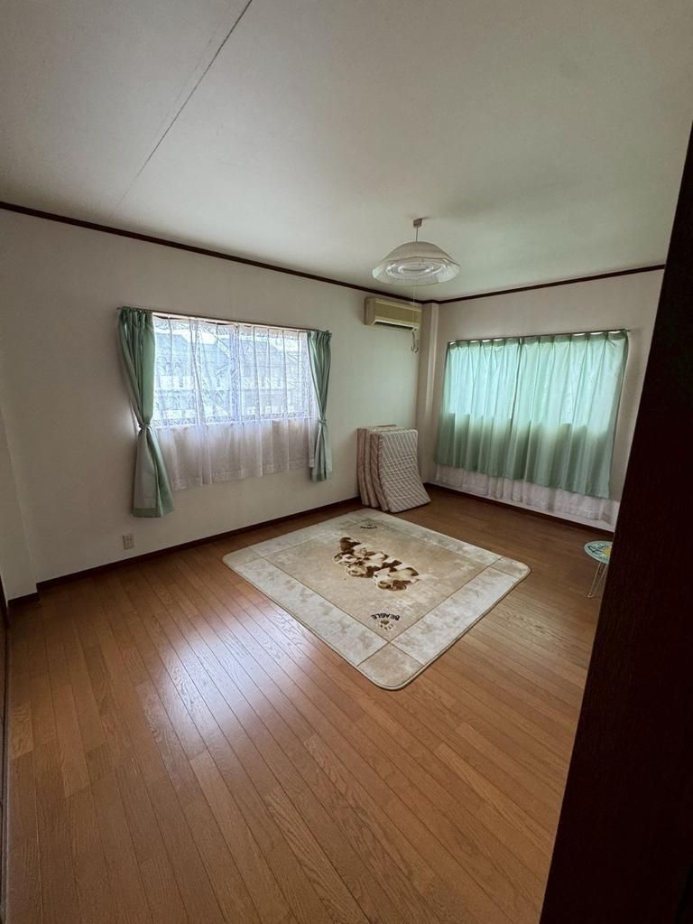 6LDK House for Sale in Ikeda Town, Gifu Prefecture - Thumbnail 4