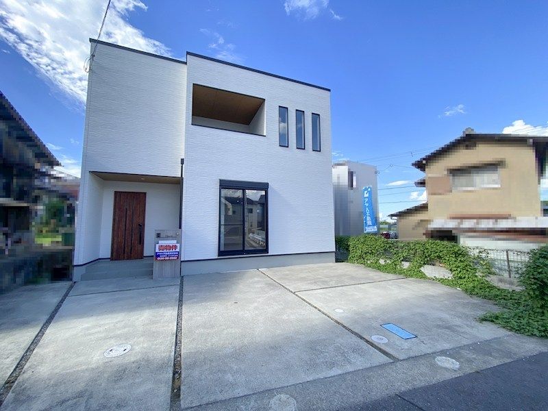 Modern 3LDK House in Otsu Sakamoto with Mountain Views - Thumbnail 2